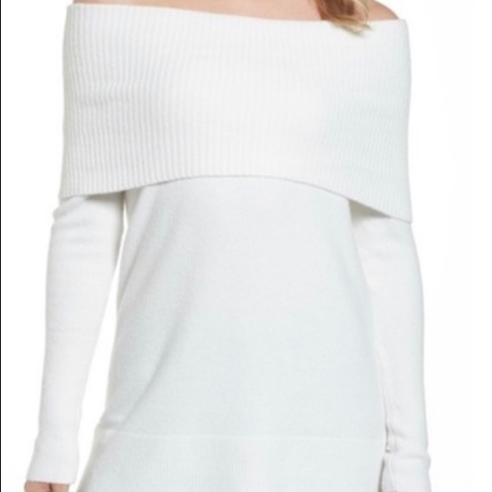 halogen convertible neck sweater, size M